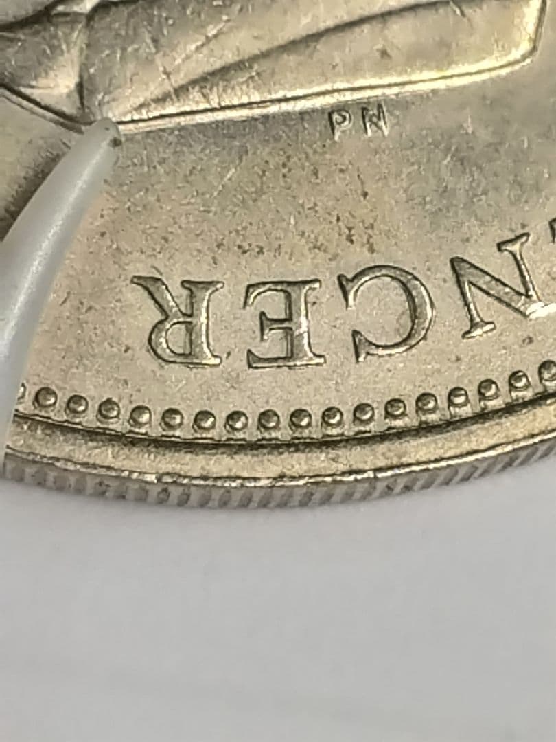 pn424 エラー硬貨 1981年チャールズ皇太子 ダイアナ妃 ご成婚記念 硬貨