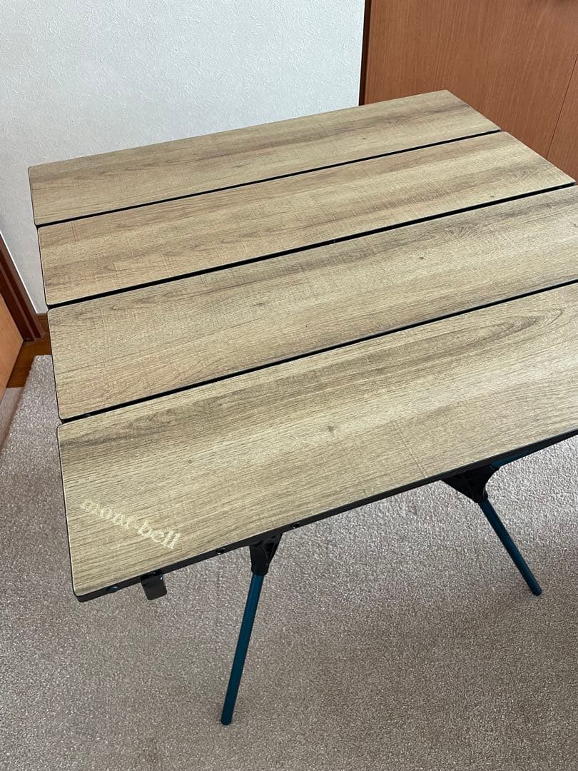 mont-bell マルチホールディングテーブル