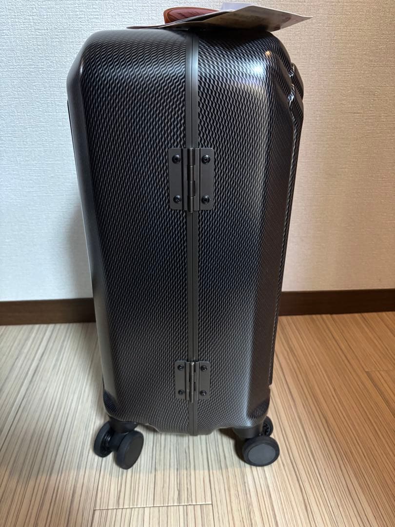 新品未使用　アジアラゲージ　スーツケース　ALI-020FT-18
