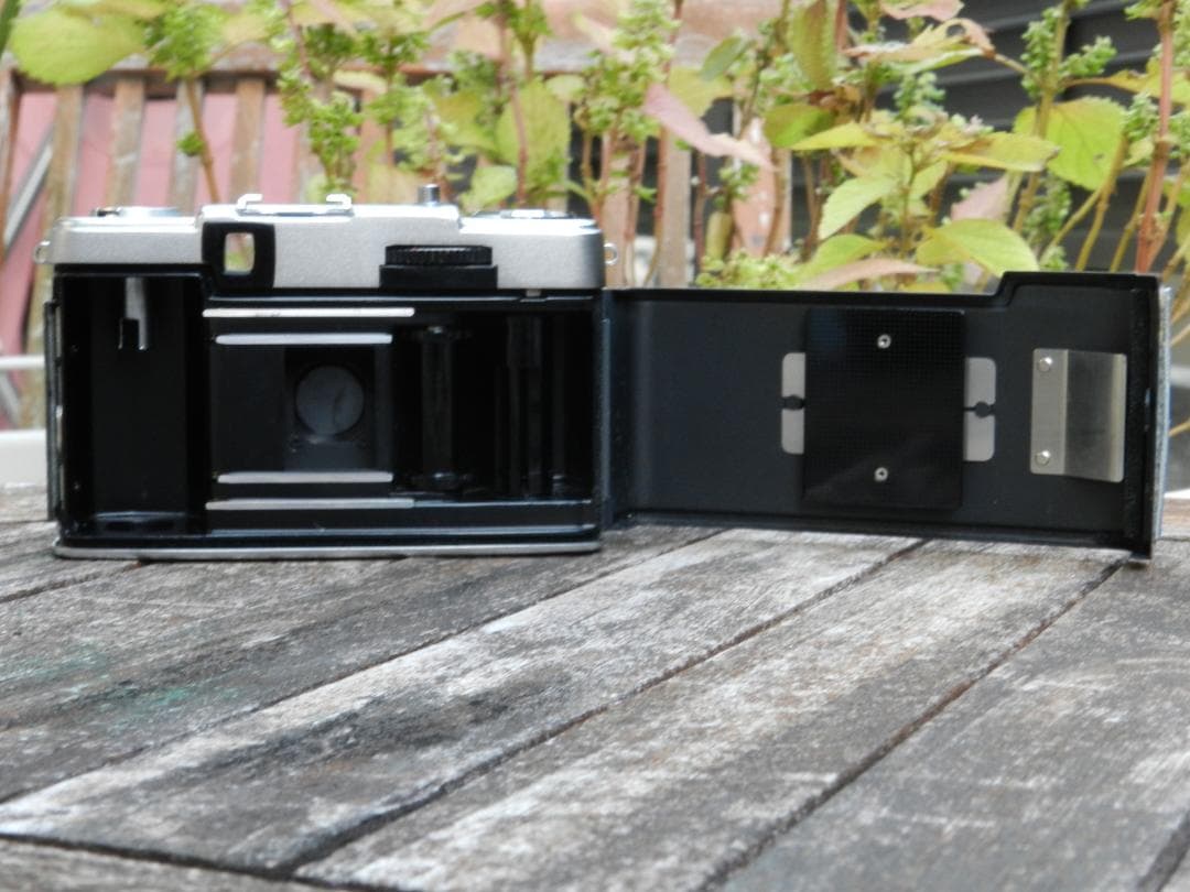 世界で１つ　OLYMPUS PEN EE-2 ハーフフレームフィルムカメラ　美品