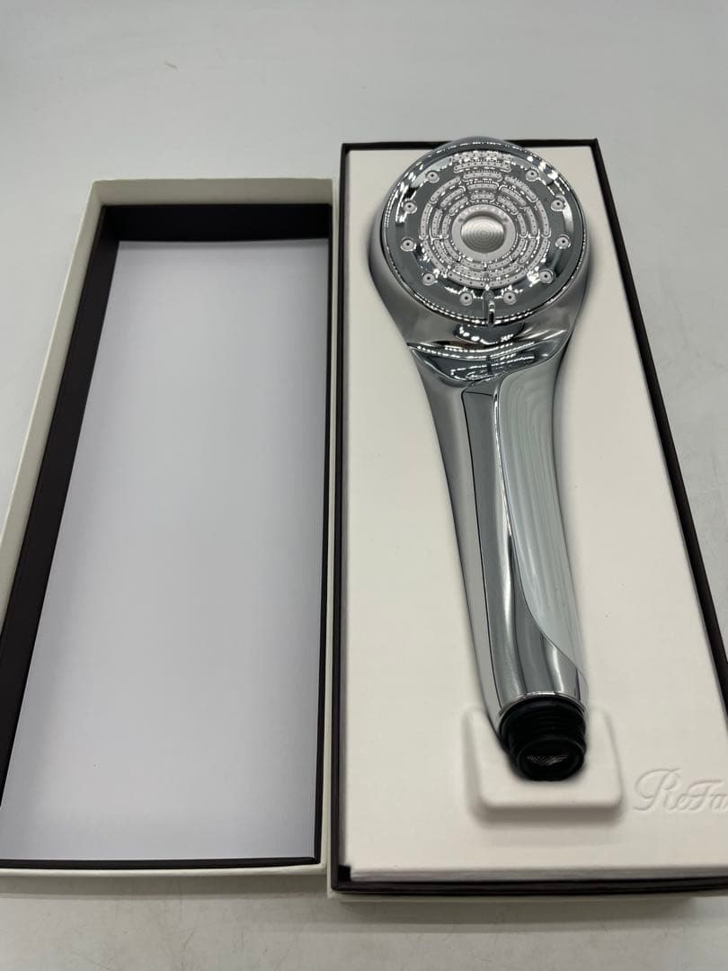 リファファインバブルU ホワイト シャワーヘッド