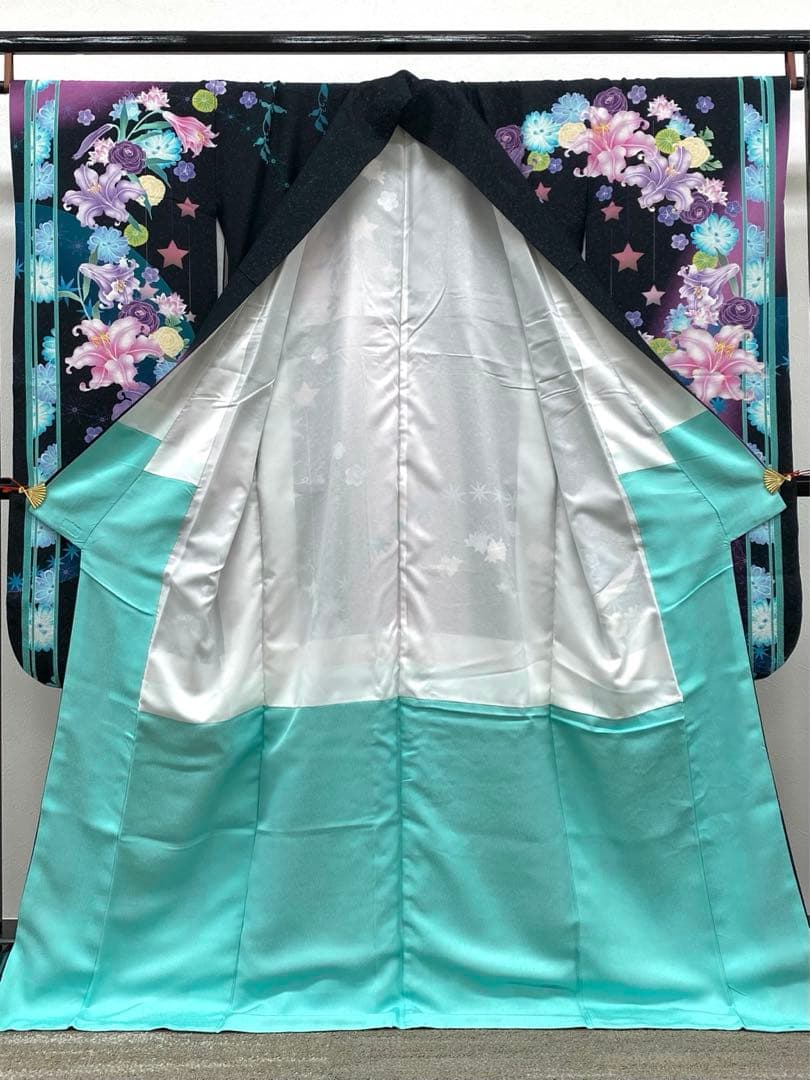 振袖 豪華 銀通し 刺繍 金彩 紋意匠 百合 身丈166cm