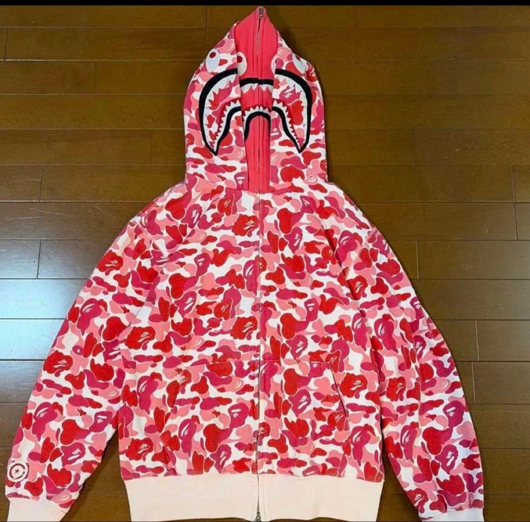 シャークパーカー