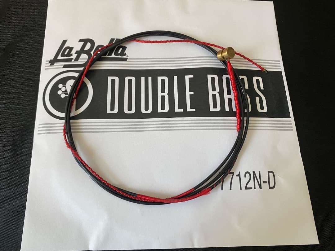 La Bellaブラックナイロン弦　中古セット