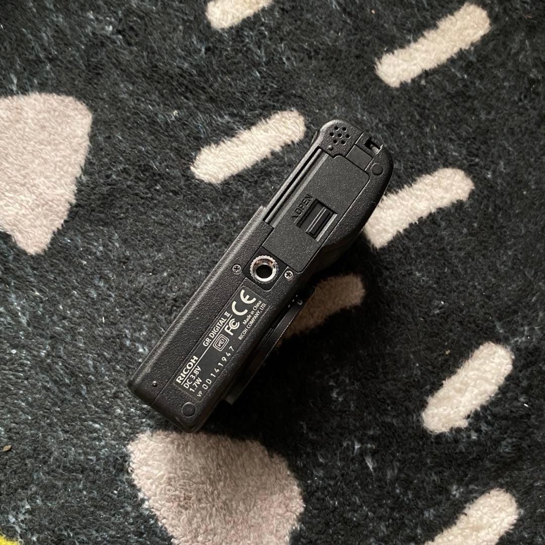 デジタルカメラ RICOH GR DIGITAL2