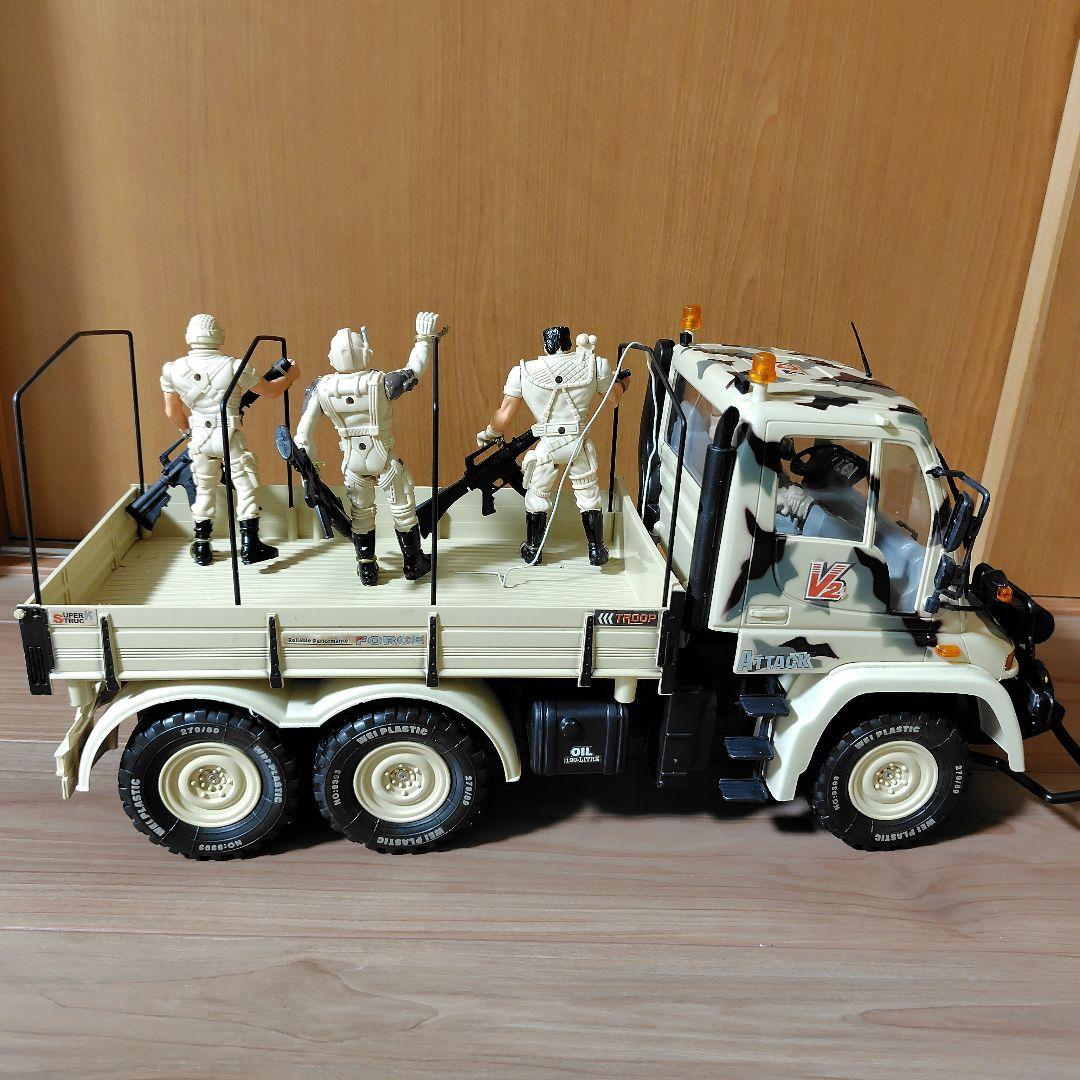 ARMED SERGEANT 軍用車両とフィギュアセット