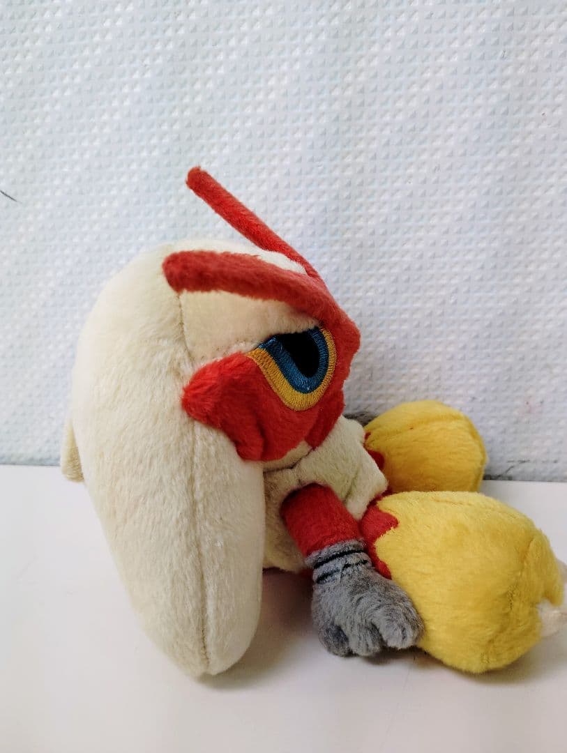 雪*島様 ポケモンセンター限定　ポケドール ポケモン バシャーモぬいぐるみ