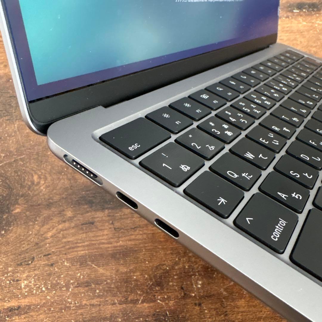 MacBook Air M2 メモリ16GB ストレージ512GB グレー
