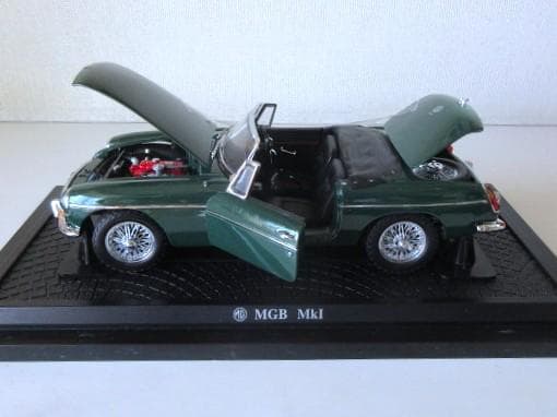 特価 京商 (1/18) MGB MK.Ⅰ