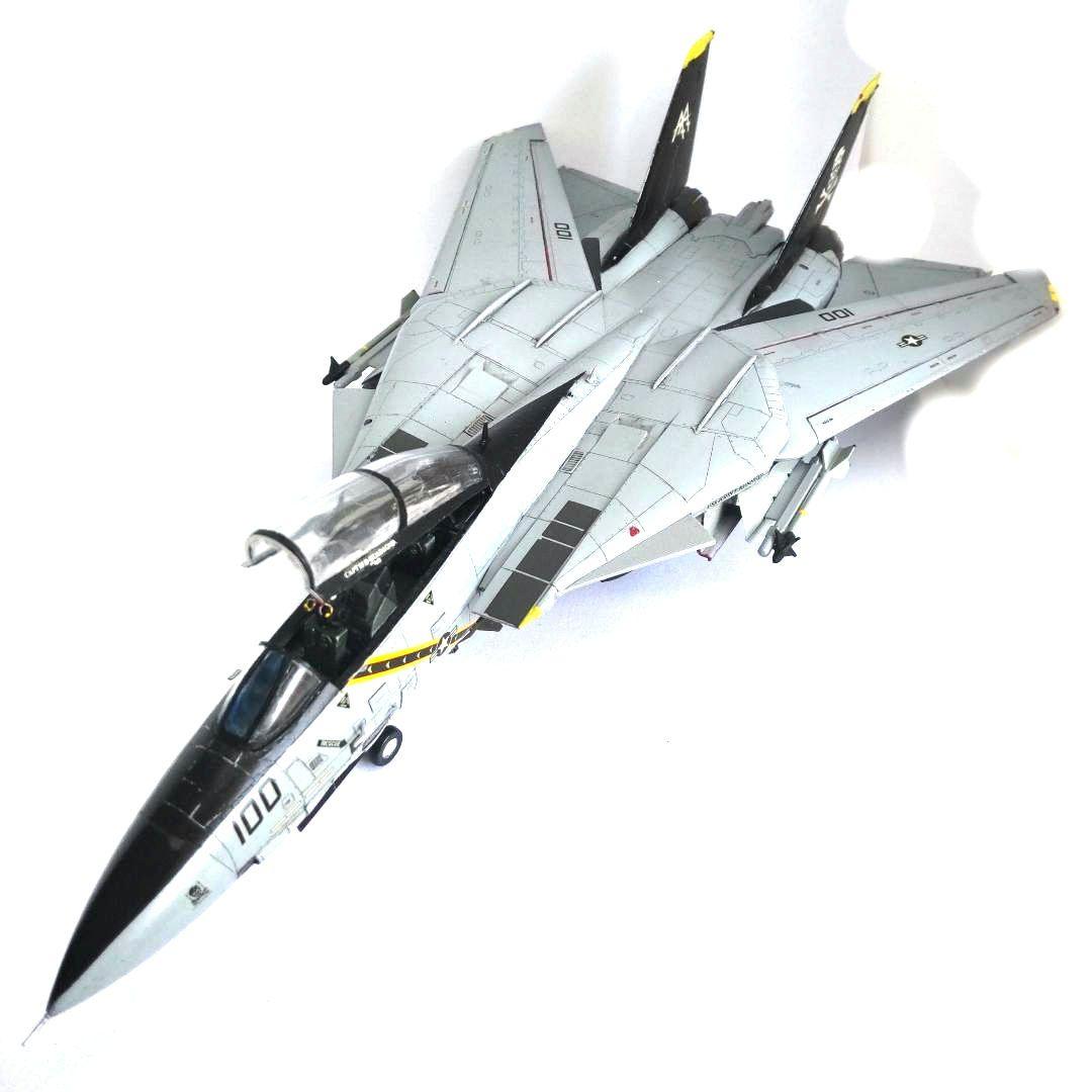 【完成品】 F-14B トムキャット ジョリー ロジャーズ 1/72