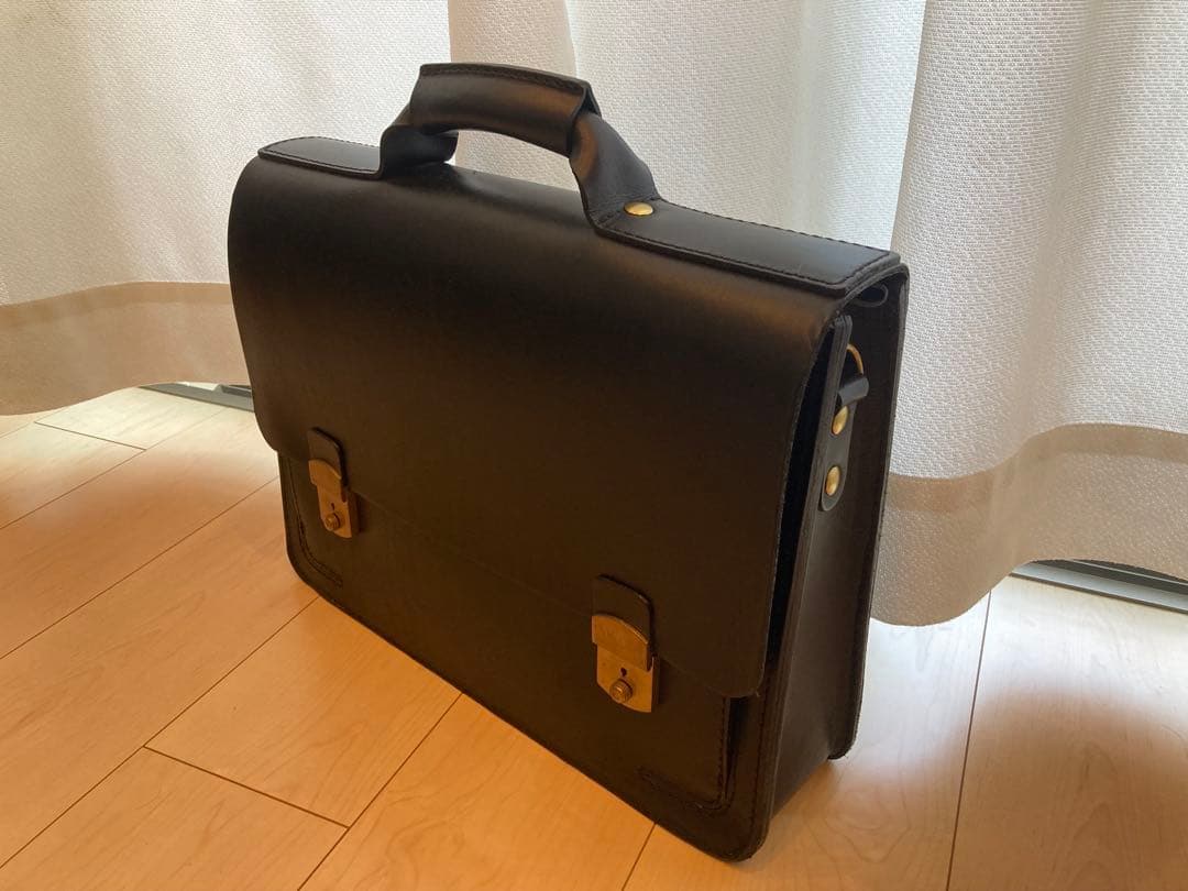 ヘルツ　前後ふた付きポケット・2wayビジネスバッグ(BC-54)