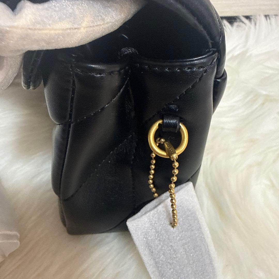 COACH ブラック キルティングショルダーバッグ26cm
