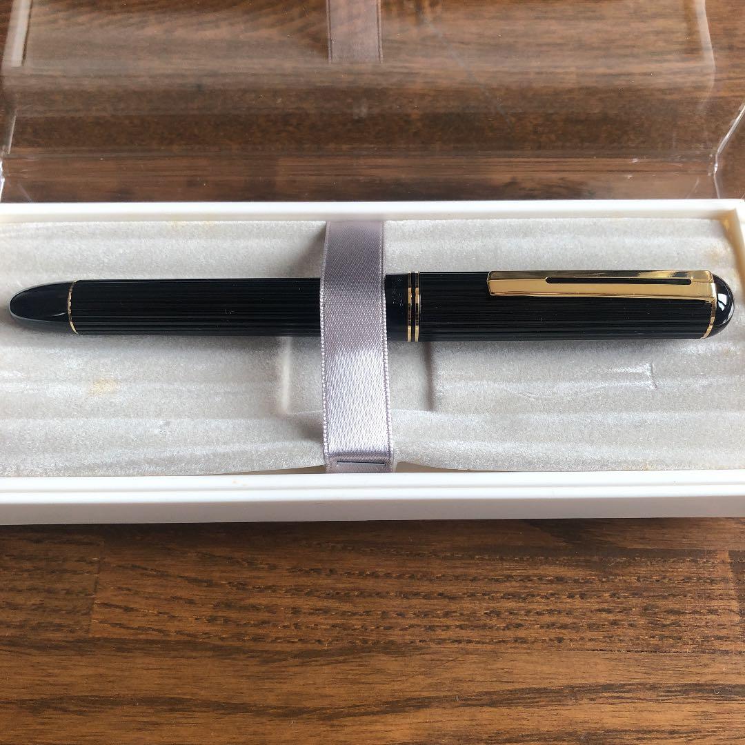 PILOT 万年筆　インク付き