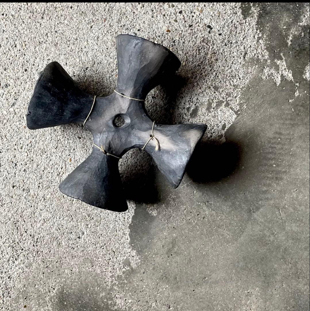 ヴィンテージ オアハカ　イームズミッドセンチュリーオブジェ黒陶ベルメキシコ