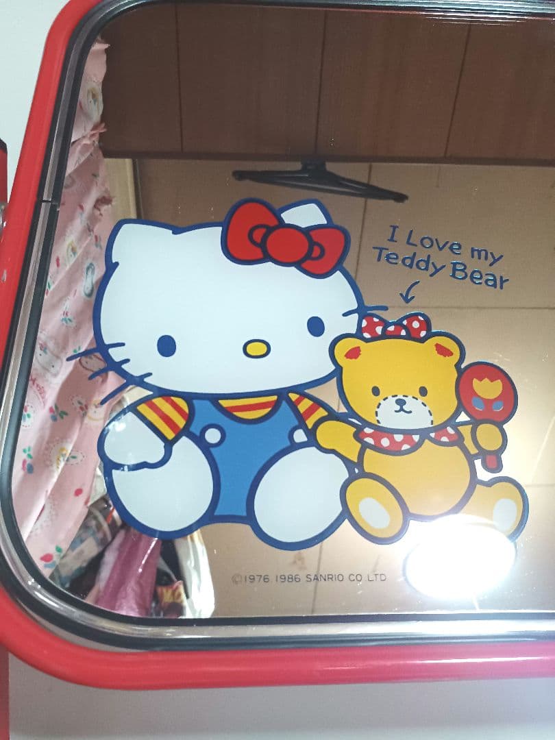 サンリオ レトロ♡キティちゃん スタンドミラー入手困難 【激レア】