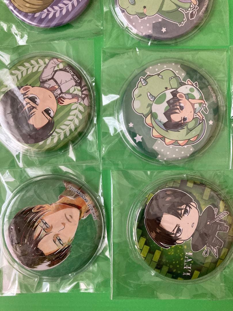 進撃の巨人 リヴァイ エルヴィン グッズまとめ買い くじメイトあり