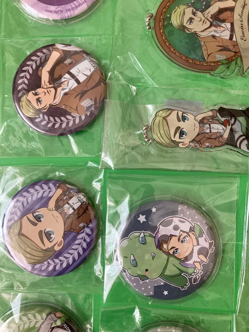 進撃の巨人 リヴァイ エルヴィン グッズまとめ買い くじメイトあり