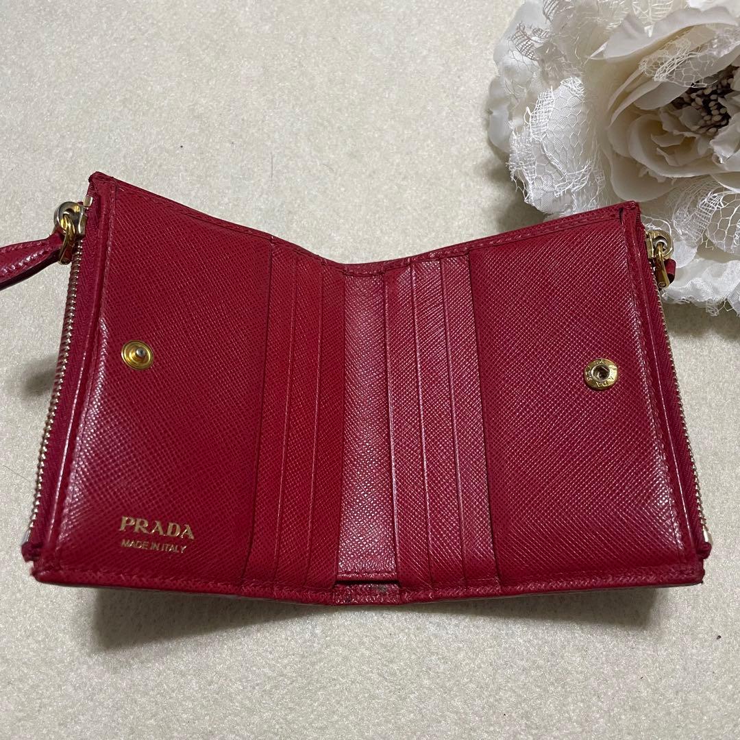 PRADA二つ折り財布♡サファイアーノ