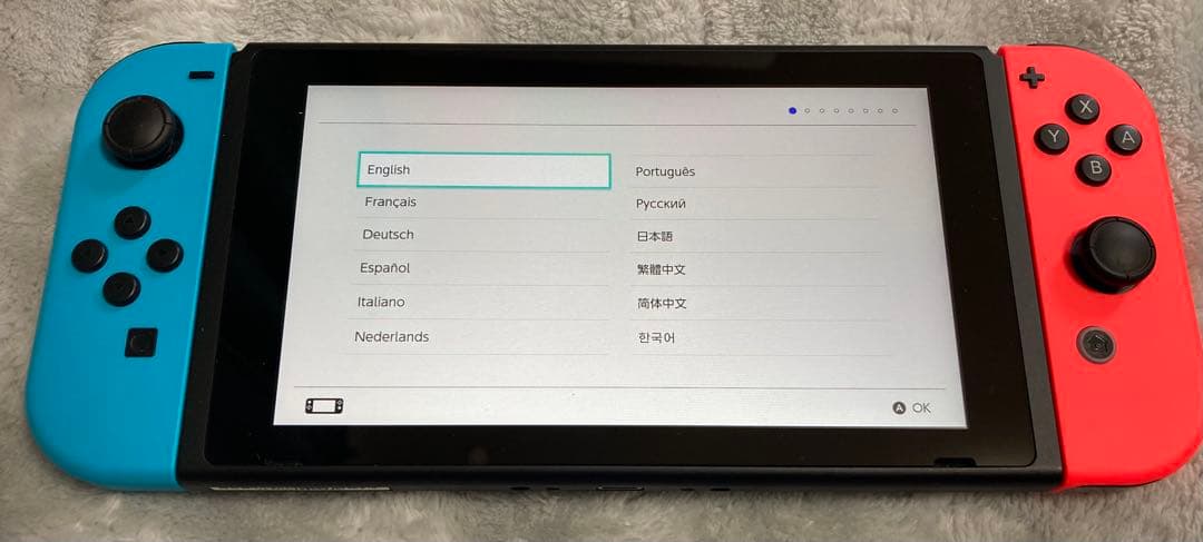 Nintendo Switch 本体 スタンド、ケース付き