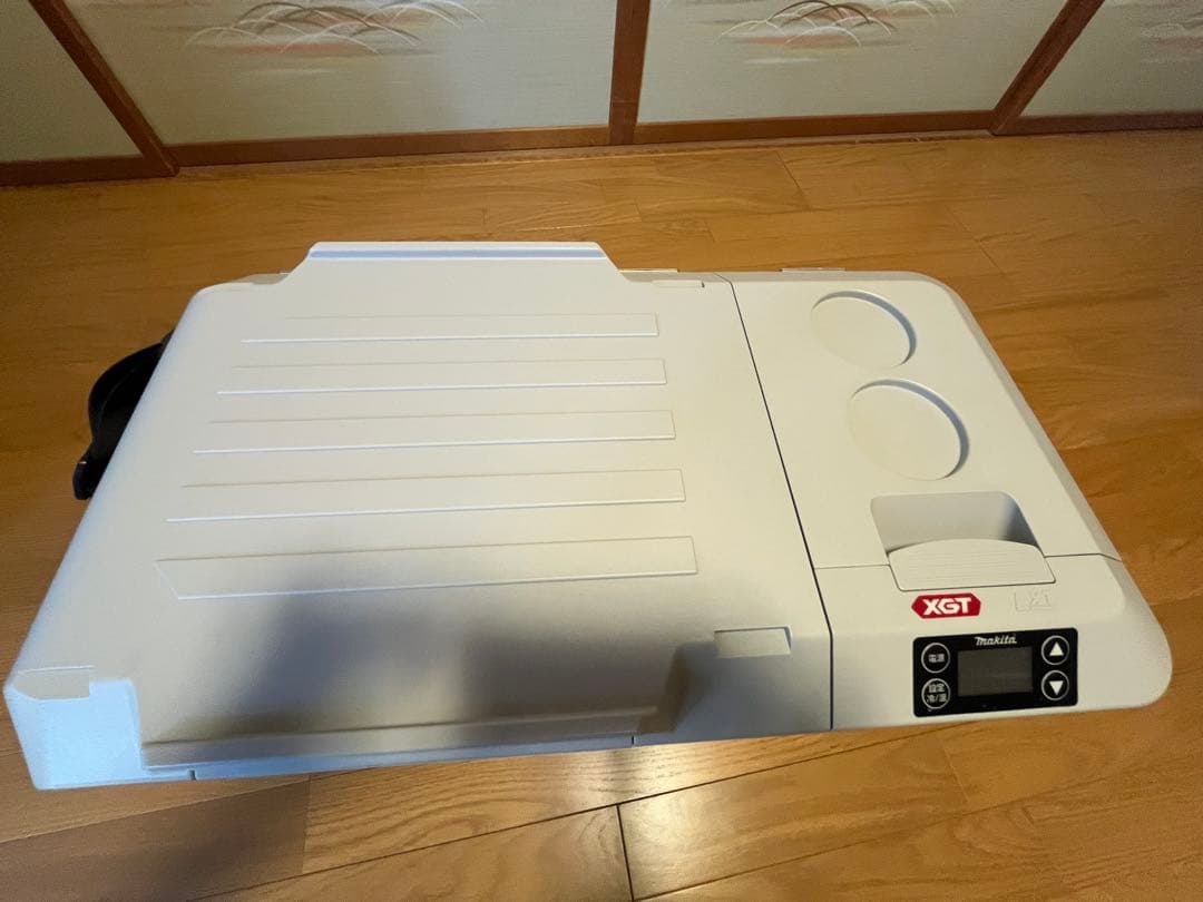 【送料無料】マキタ(makita) コードレス冷温CW001G