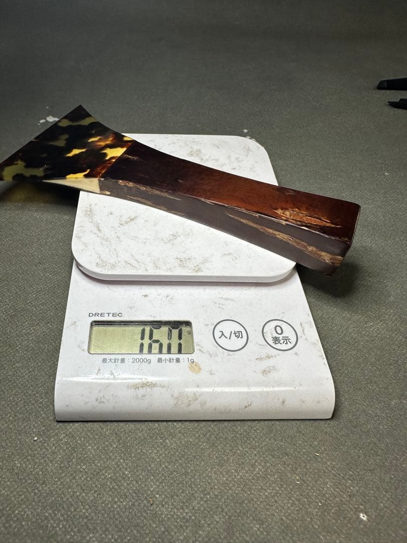 三味線　鼈甲撥　天然素材　バチ　和楽器 民謡　アンティーク　細密細工