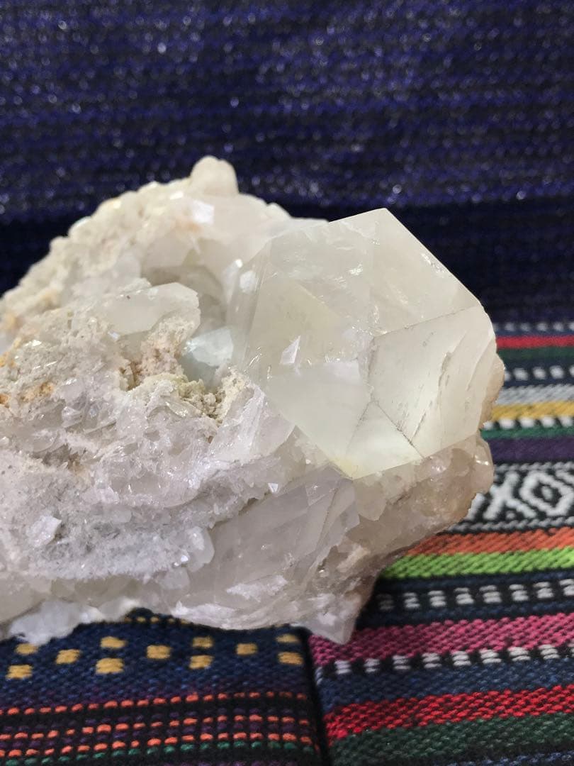 《SHOP》約1.8kg【マダガスカル産/水晶/クラスター】原石[⑧D20