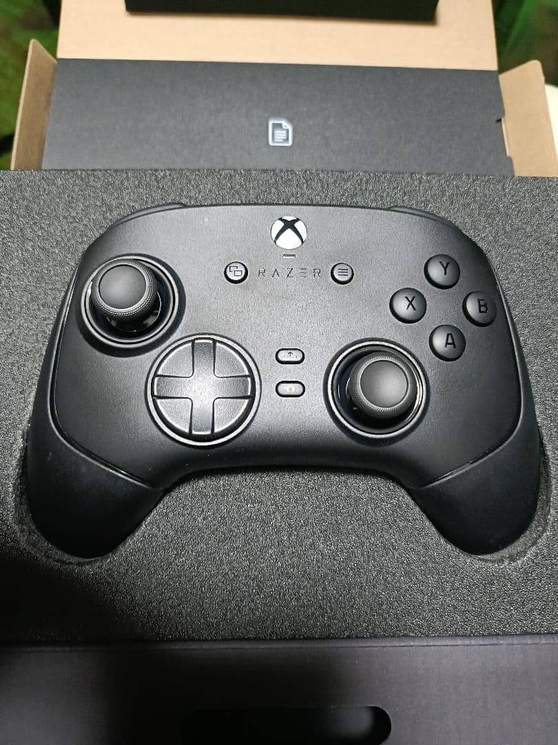 PC用ゲームコントローラー・コンバーター Razer Wolverine V3 Tournament Edition