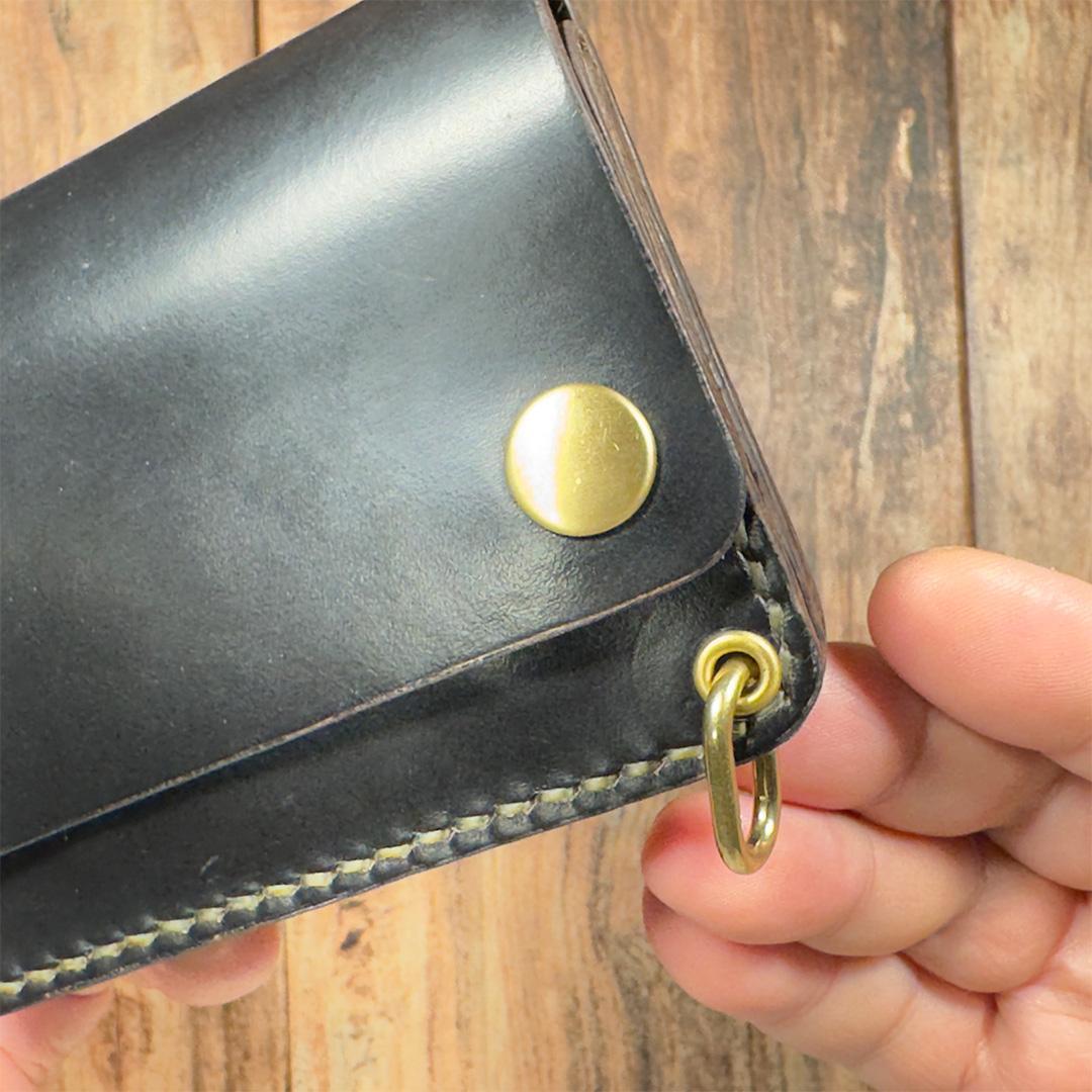 【ブラック茶芯】手縫いショートトラッカーウォレット（クロムエクセル使用）