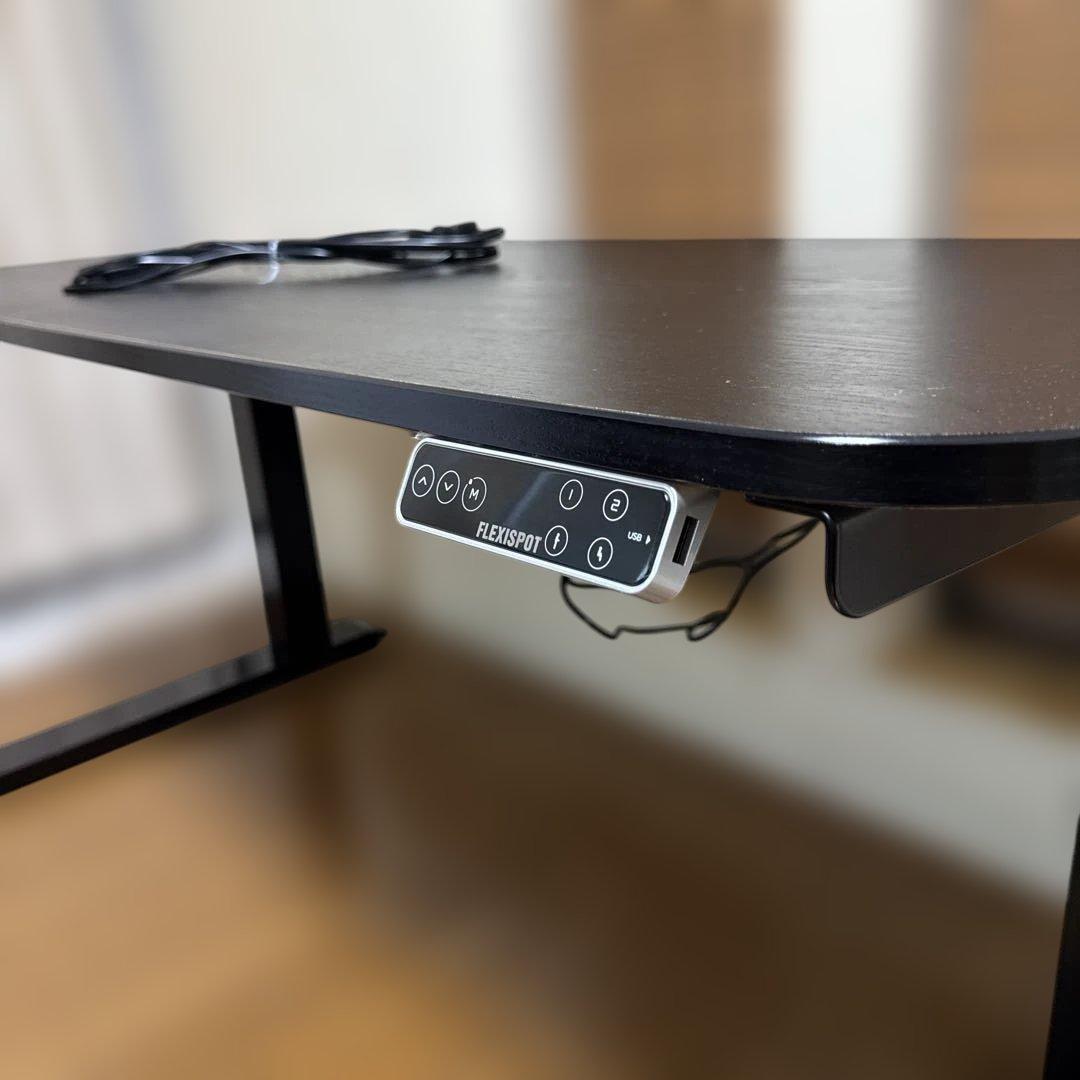 送料込　FLEXISPOT 電動昇降スタンディングデスク 140×