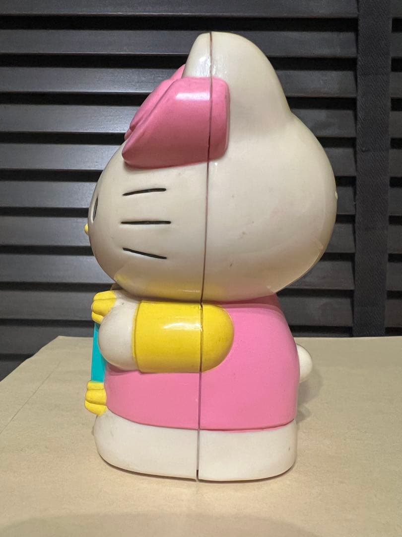 サンリオ ハローキティ パタパタカレンダー プッシュタイプ