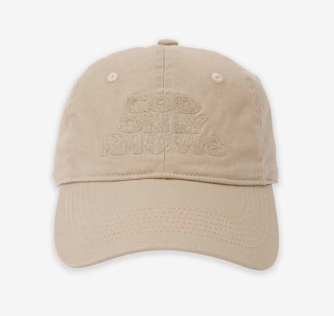 GOD ONLY KNOWS キャップ(ベージュ) 岩田剛典