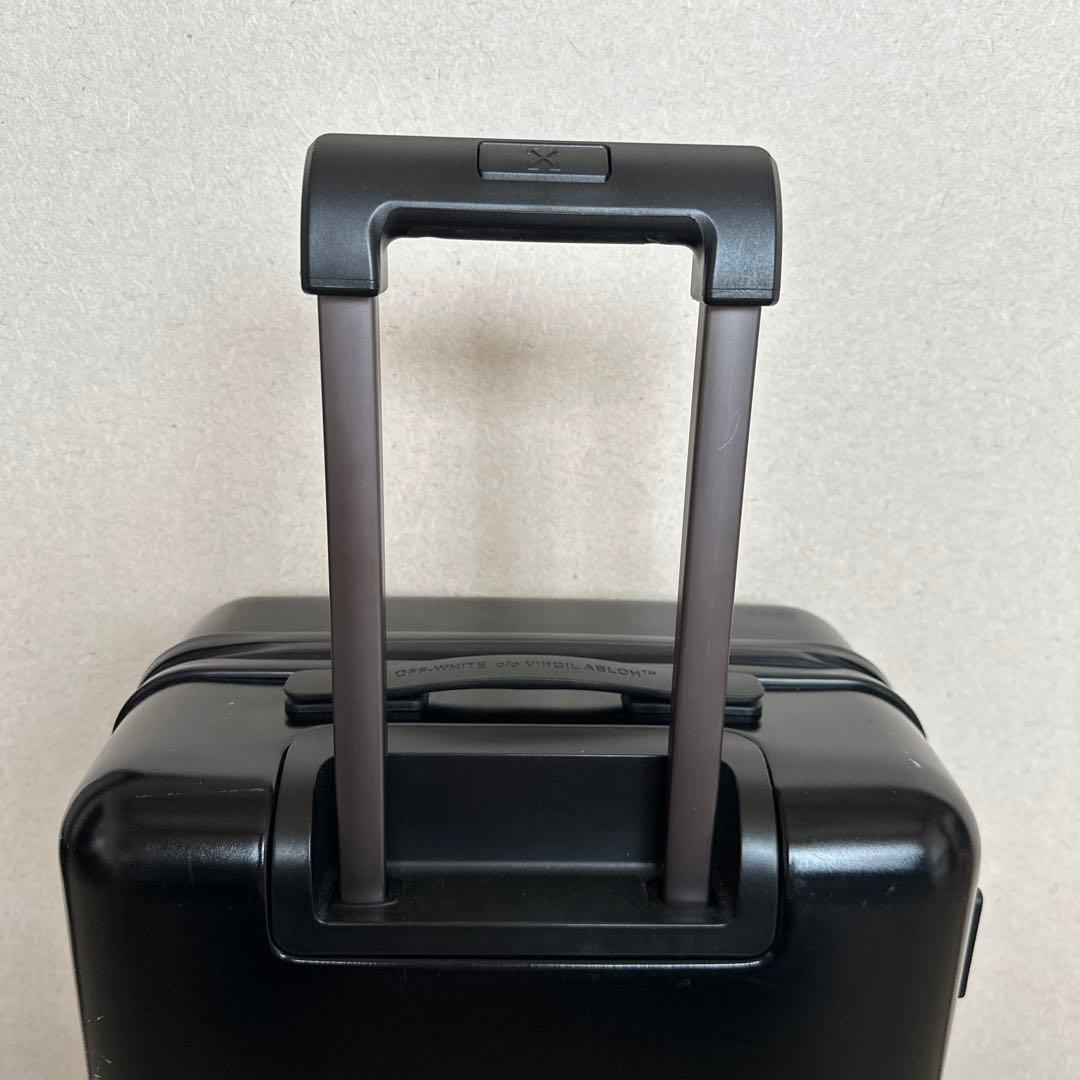 OFF-WHITE ブラック キャリーケース 小型