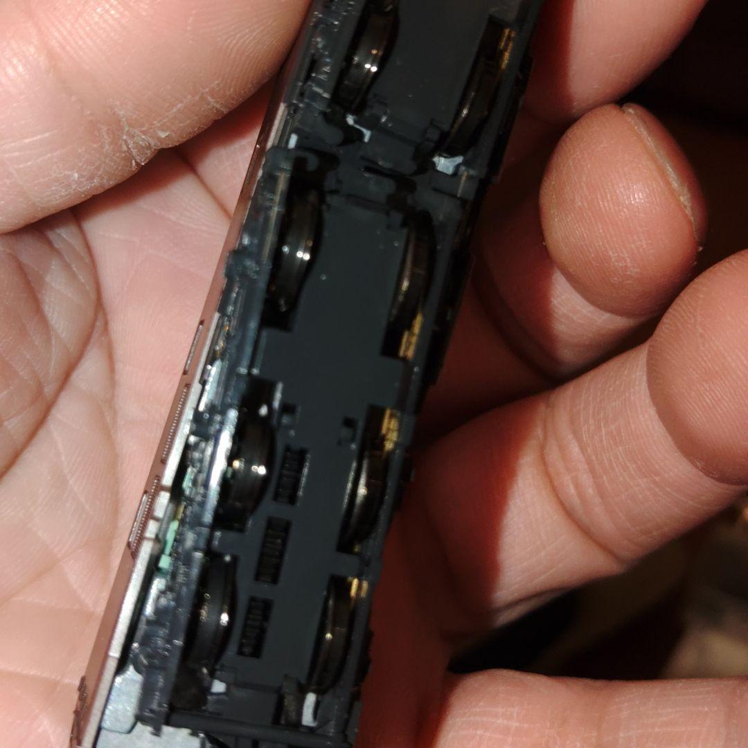 ef58 3055-1 小窓　茶　カトー