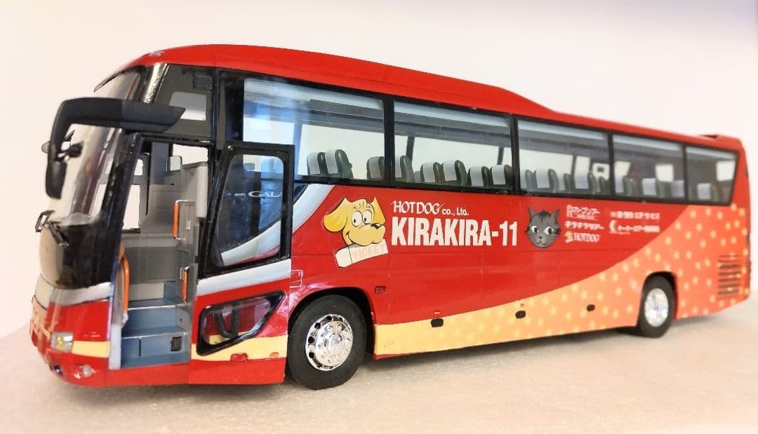 1/32 旅バス キラキラ号仕様(いすゞガーラSHD)素人組立品