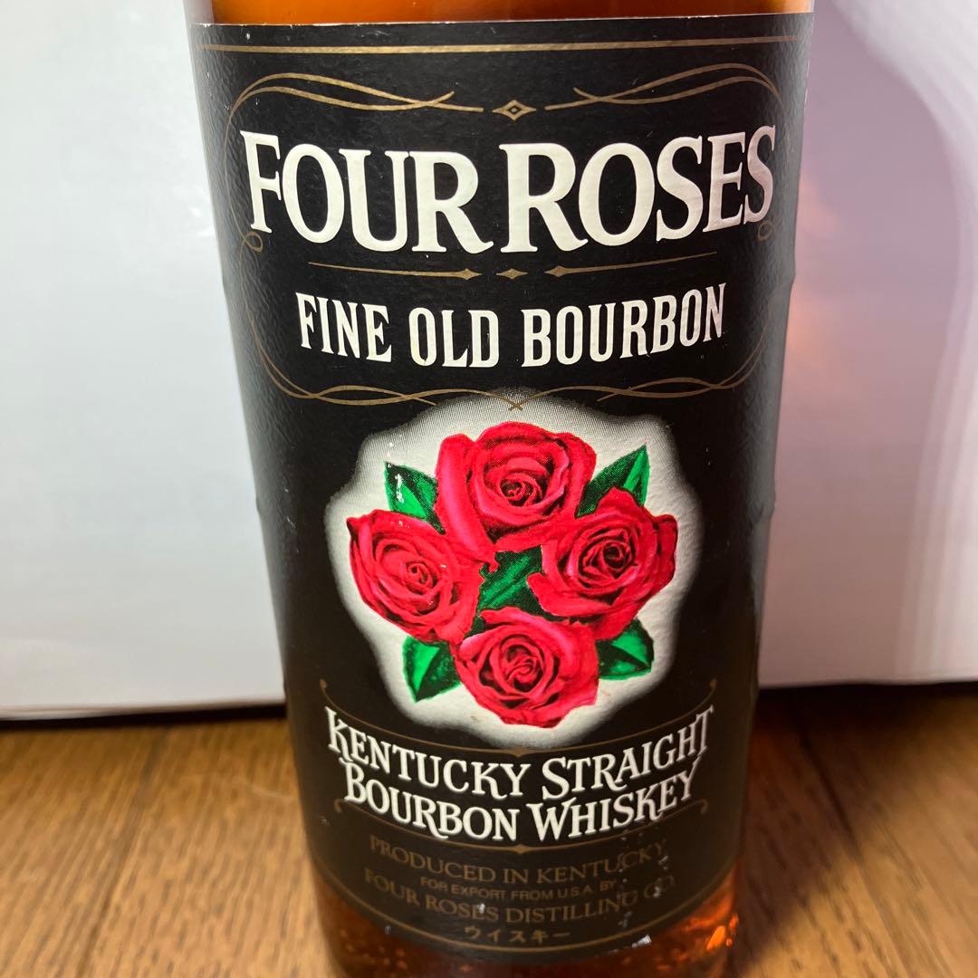 FOUR ROSES BLACK フォアローゼスブラック 旧旧ボトルプラキャップ