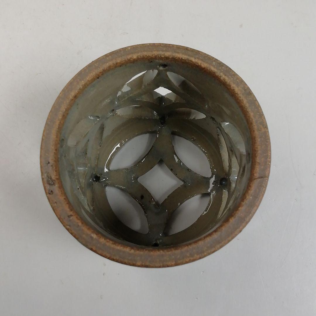 Ｗ１２３　蓋置　『七宝透かし』『小久慈窯 造』　共箱　茶道具