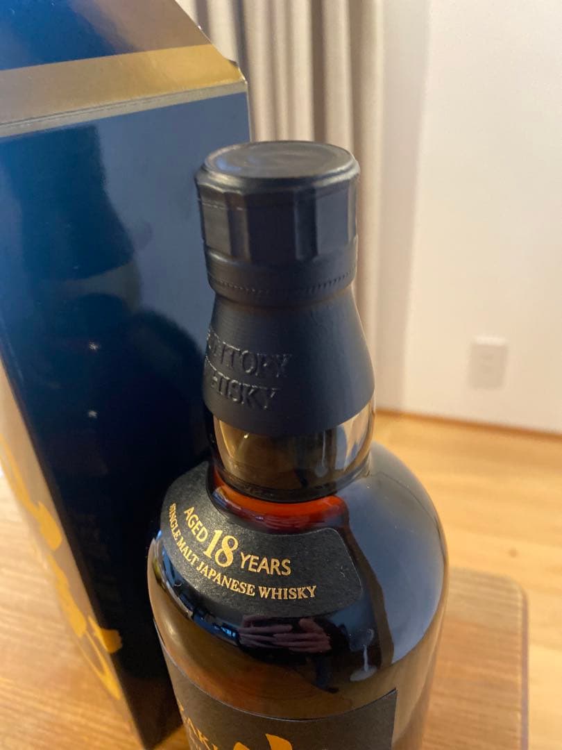 山崎18年700ml 1本　【箱付き】