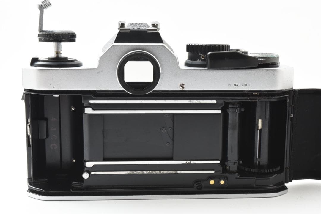 超美品 ニコン New FM2 シルバー フィルム　モルト新品交換済 B505