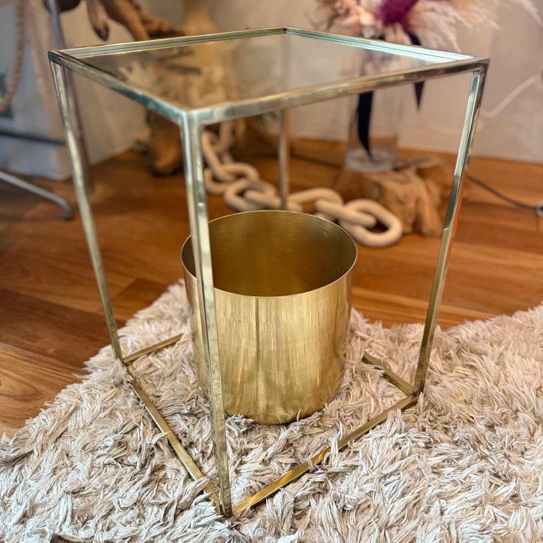 ZARA ガラス天板 金属製サイドテーブルandダスドボックス