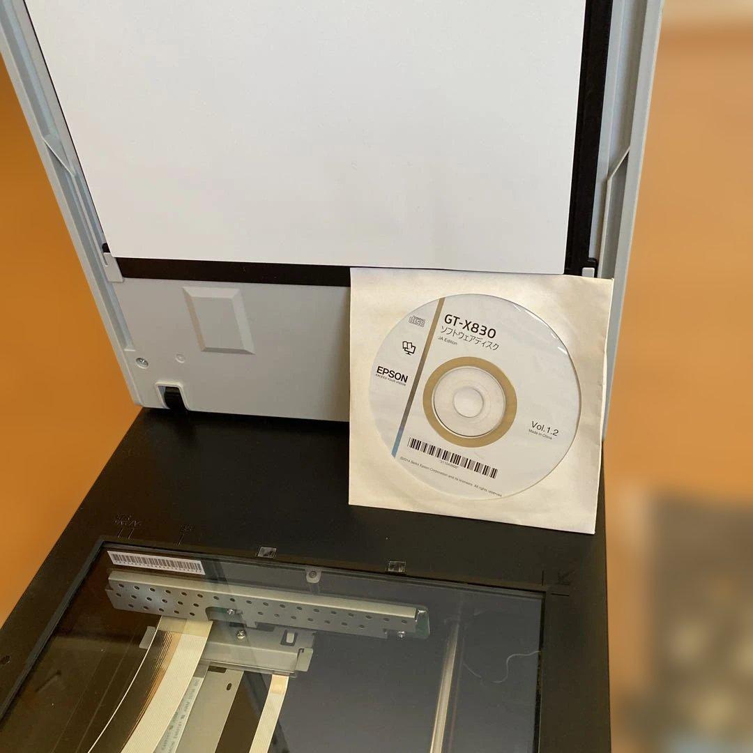 Epson GT-X830 フラットベッドスキャナー