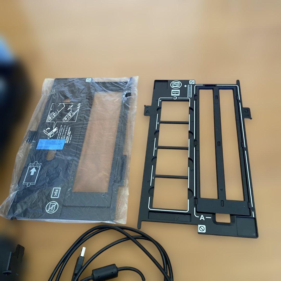 Epson GT-X830 フラットベッドスキャナー