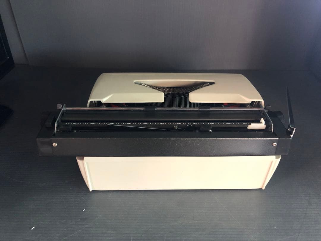 abc4100 タイプライター（中古品）