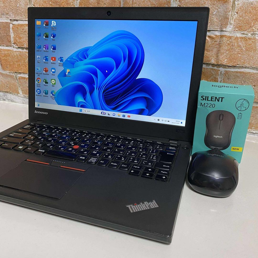 レノボ　 ThinkPadノート PC SSD メモリ8GB オフィス2024年