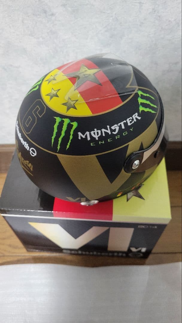 シューベルト　ニコ・ロズベルグ　2014ドイツワールドカップ優勝記念ヘルメット