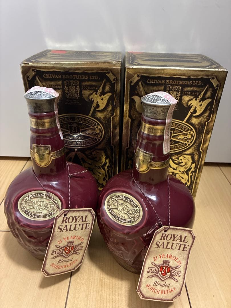みかみ　　ロイヤルサルート 21年 赤陶器 箱・袋付き ２本