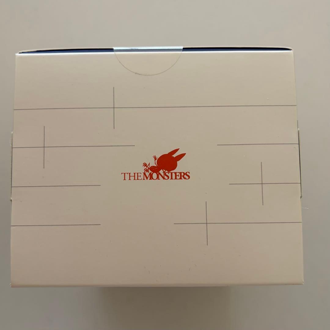 POPMART Labubu ラブブ　タイ限定　店員