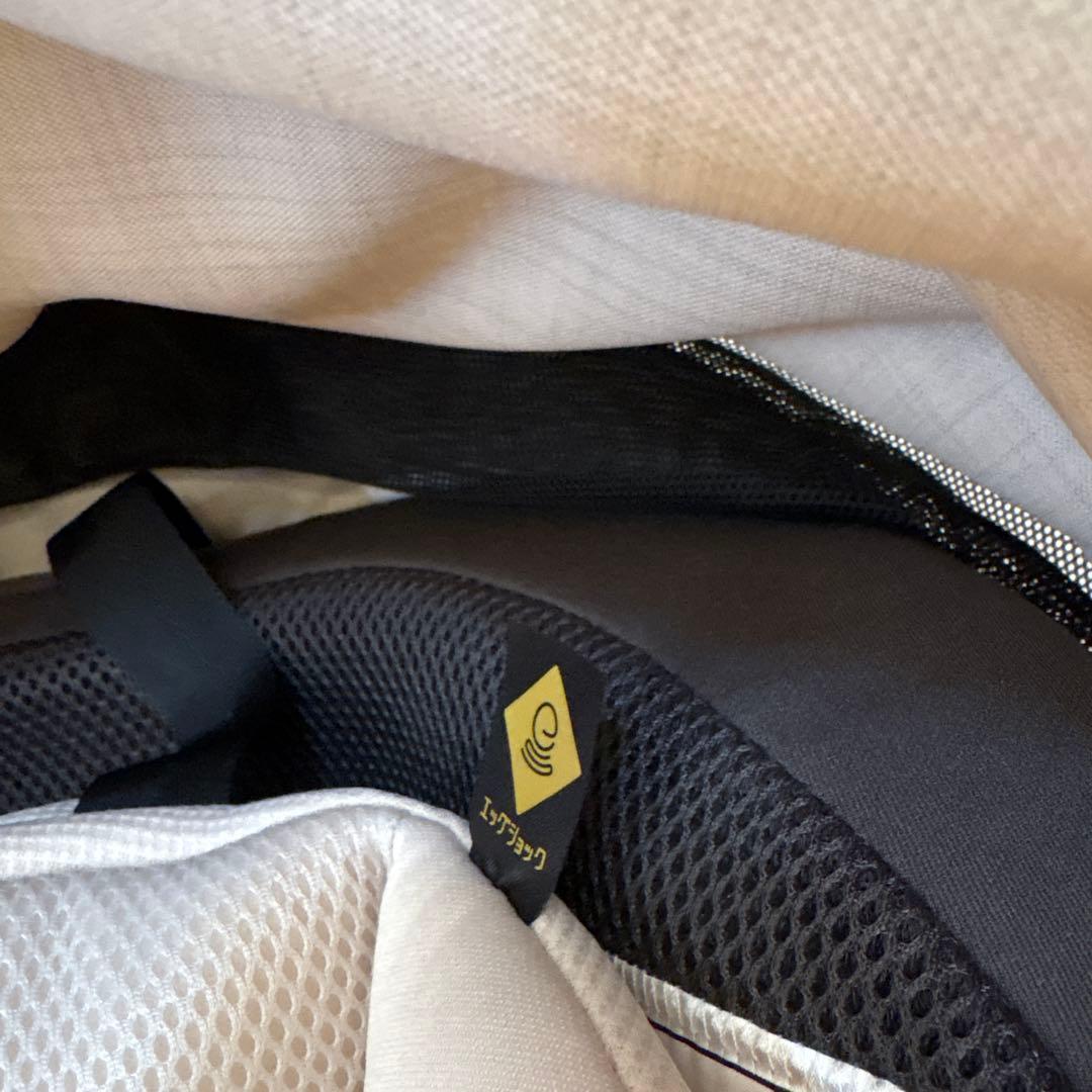 チャイルドシート　Combiコンビ　THE S ザエス　ZB-690