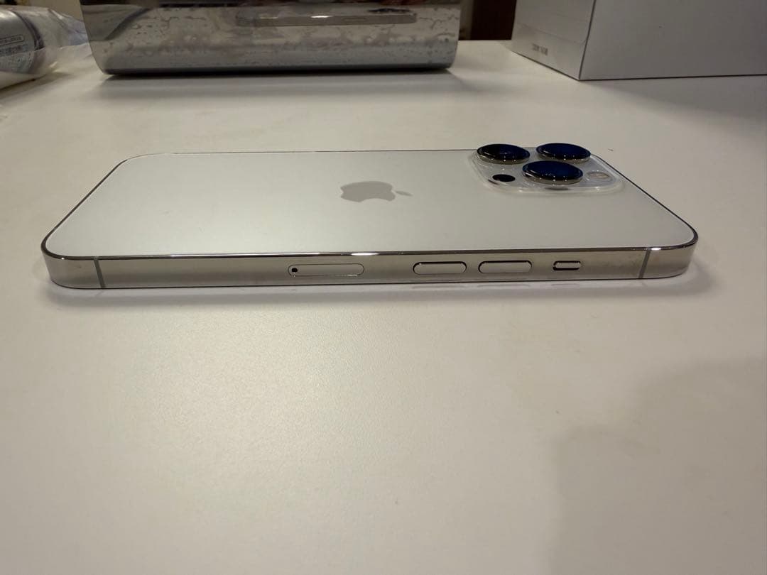 Apple iPhone 13 Pro シルバー 256GB