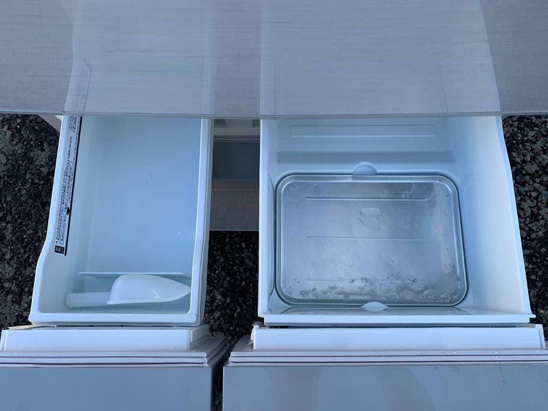 送料設置無料　TOSHIBA ノンフロン冷蔵庫　GR-F43G