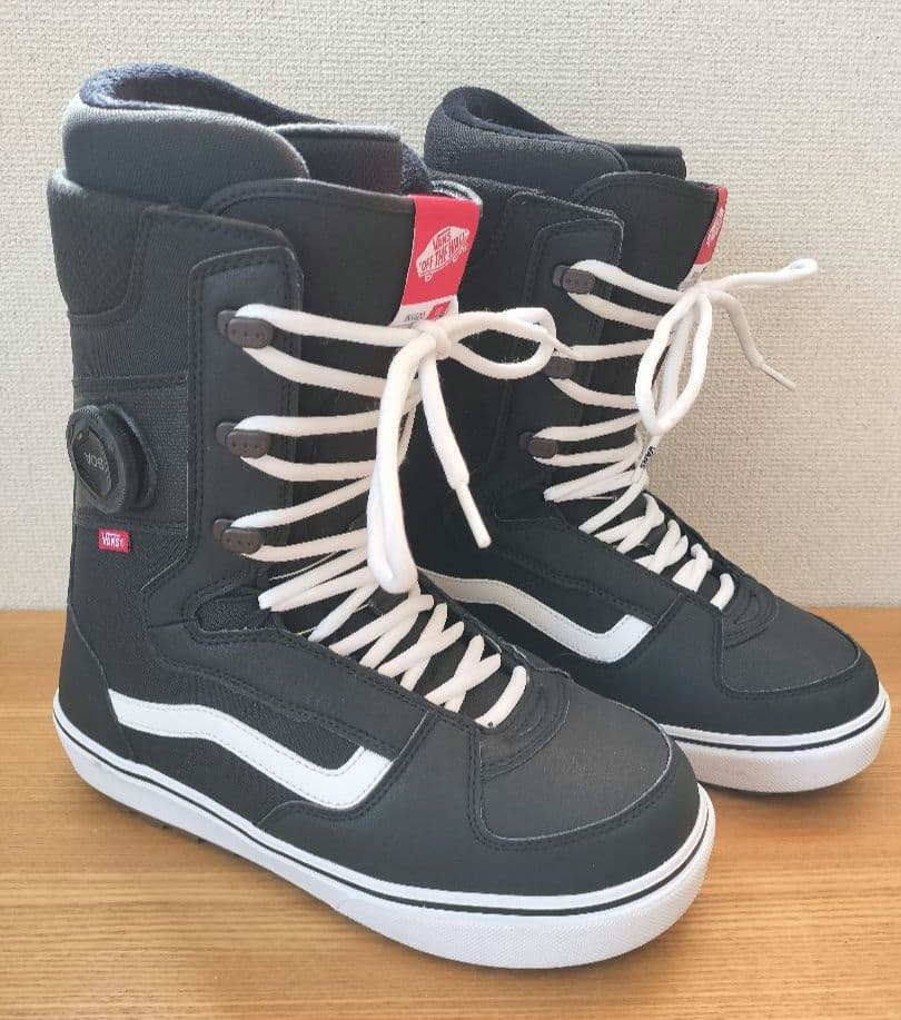 超美品 VANS バンズ Invado OG 2024年モデル28.0cm